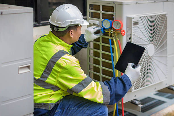 Professional Ac Installation technician working in Marysville, OH